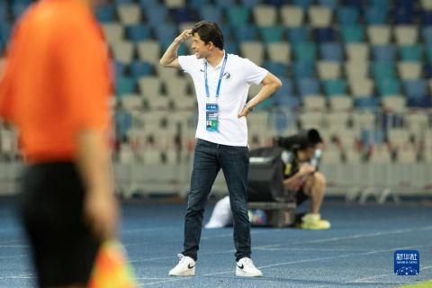 日本少妇厨房与子伦